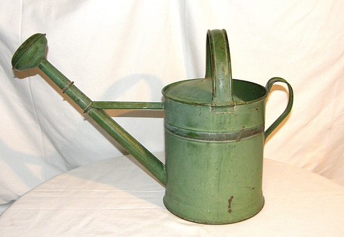 Hübsche vintage gießkanne - vintage,