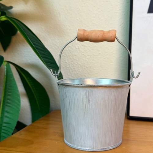Vintage blech gießkanne - vintage, blech-gießkanne
